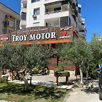 Hotel Troy Durres