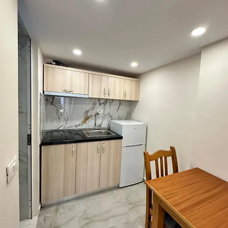 Troy Отель Дуррес