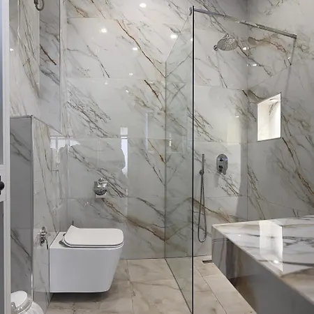 Troy Hotel Durres