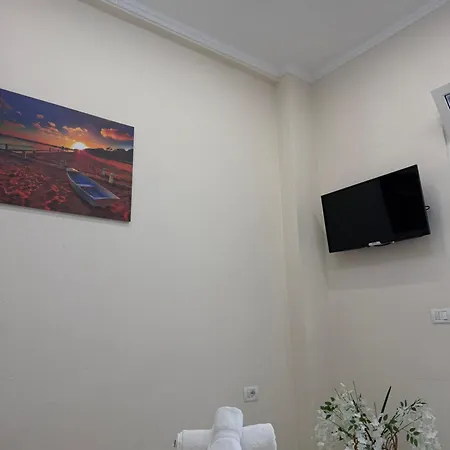 Troy 酒店 Durrës