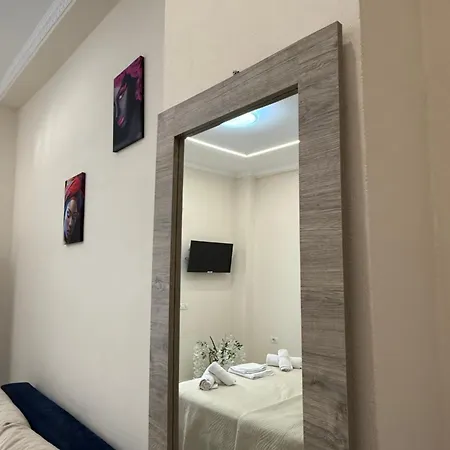 Troy 酒店 Durrës